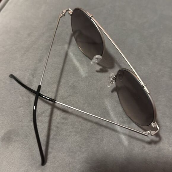 Round Metallic Sunglasses BRAND NEW Womens Dark Frame 100% UVA